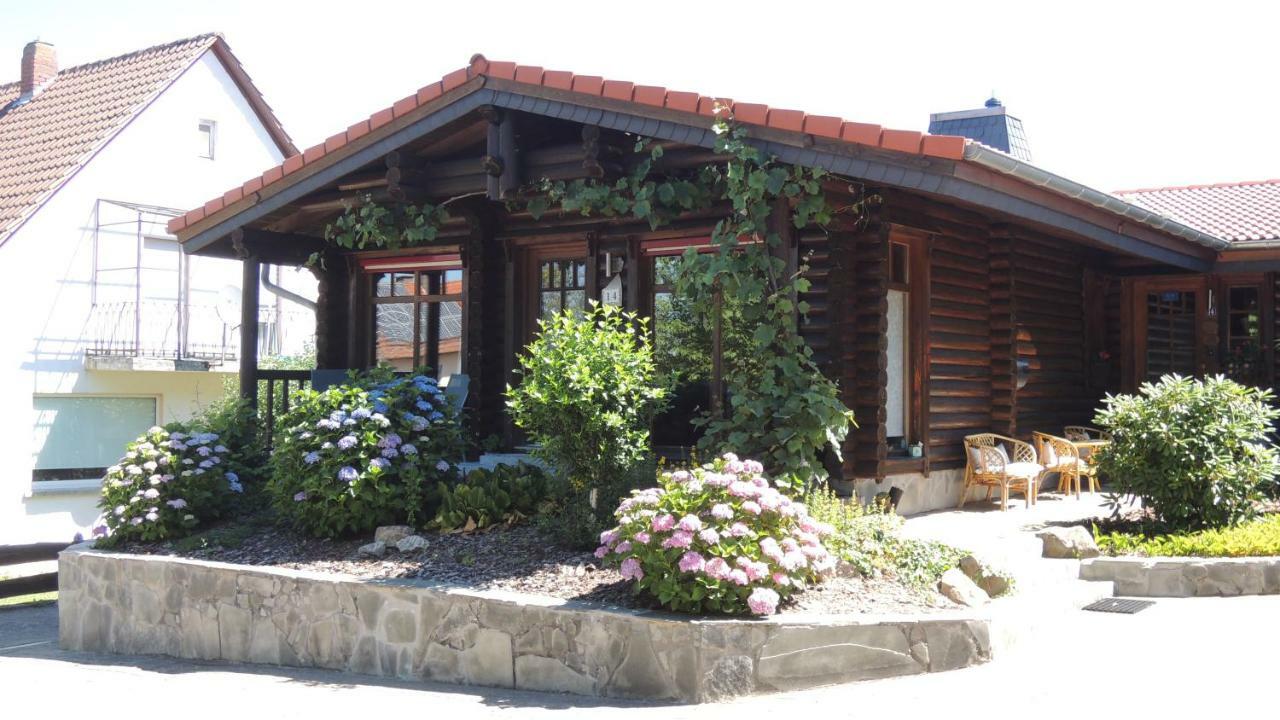 Ferienwohnung Blockhaus Juka Vinningen Exterior foto